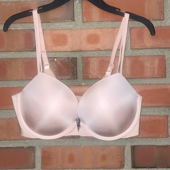 Victoria’s Secret 34D push-up bra worn once adjustable padded v front gold detai - Picture 1 of 9